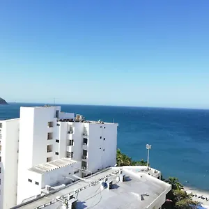 Apartamento Rodadero, Con Vista Al Mar, Santa Marta (Magdalena)